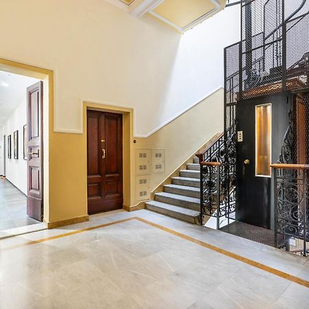 San Marco Black Appartamento Luxury Con Terrazzo E Parcheggio Su Richiesta ฟลอเรนซ์ ภายนอก รูปภาพ