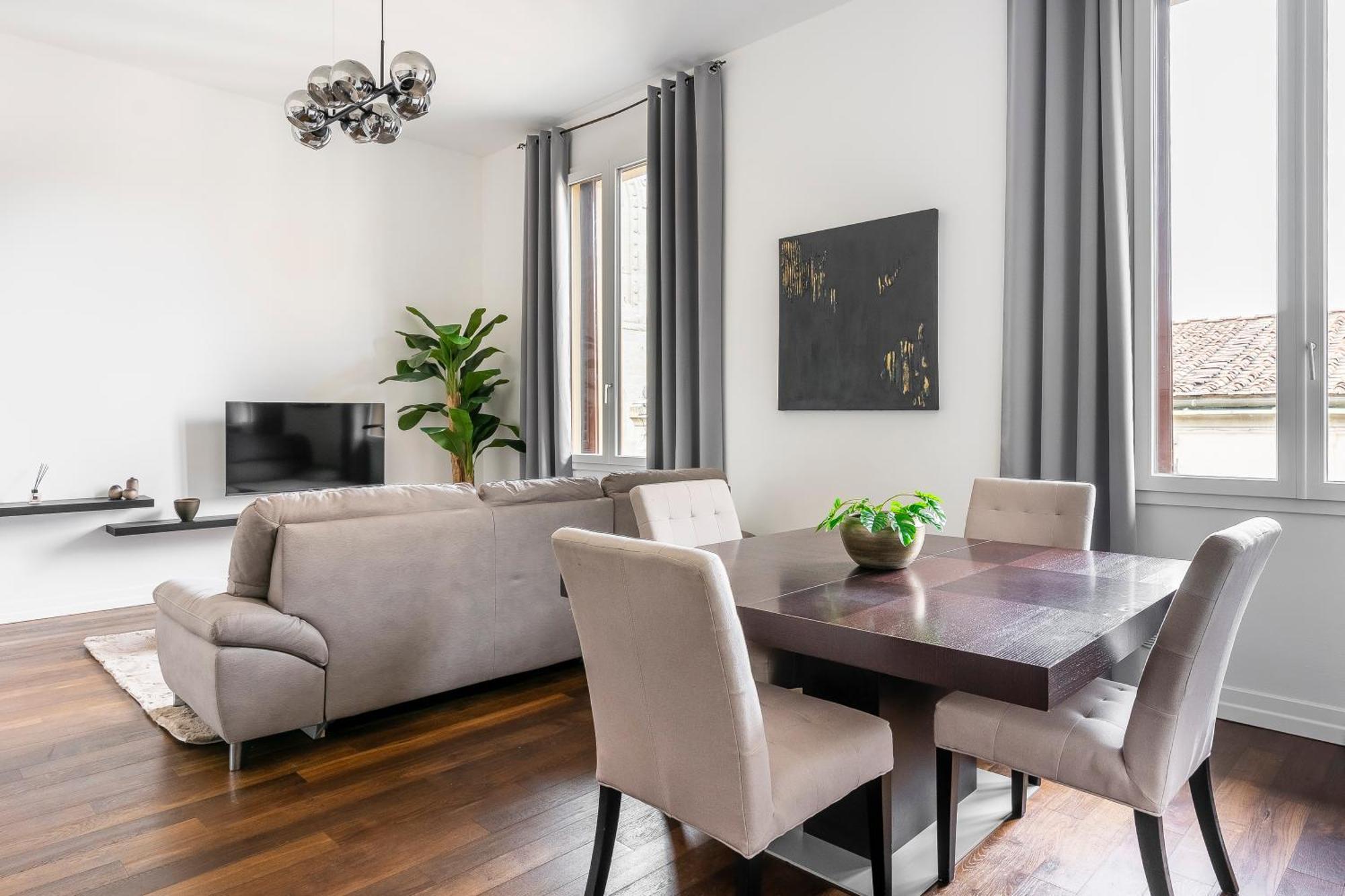 San Marco Black Appartamento Luxury Con Terrazzo E Parcheggio Su Richiesta ฟลอเรนซ์ ภายนอก รูปภาพ