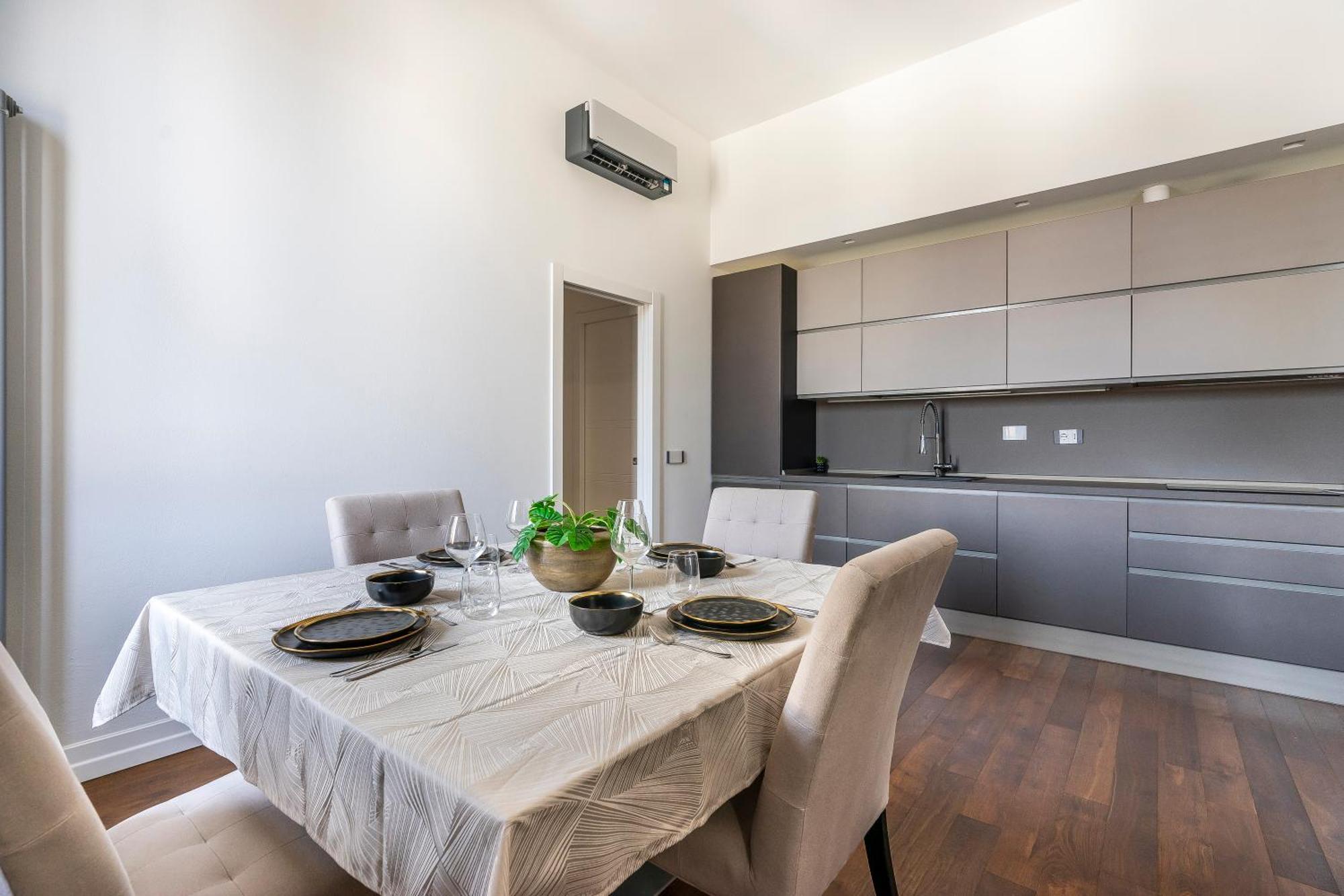 San Marco Black Appartamento Luxury Con Terrazzo E Parcheggio Su Richiesta ฟลอเรนซ์ ภายนอก รูปภาพ