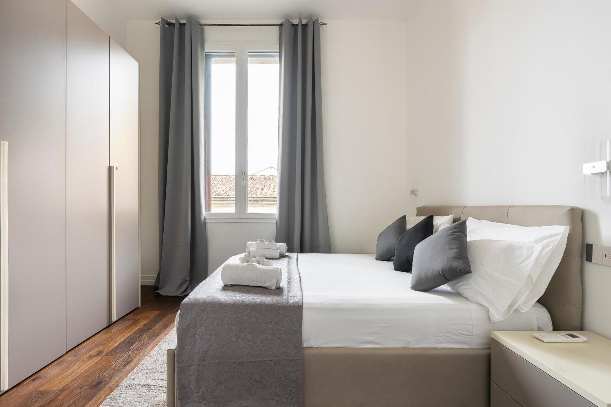 San Marco Black Appartamento Luxury Con Terrazzo E Parcheggio Su Richiesta ฟลอเรนซ์ ภายนอก รูปภาพ