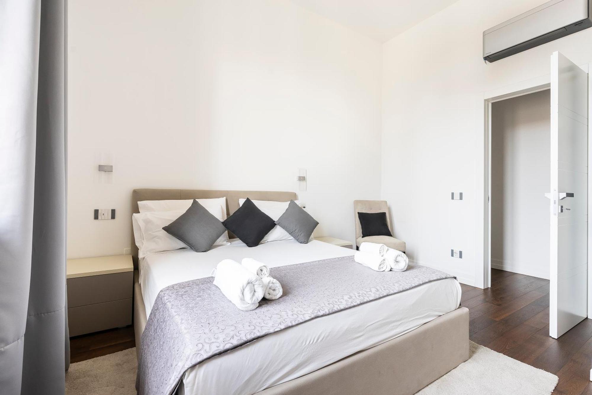 San Marco Black Appartamento Luxury Con Terrazzo E Parcheggio Su Richiesta ฟลอเรนซ์ ภายนอก รูปภาพ